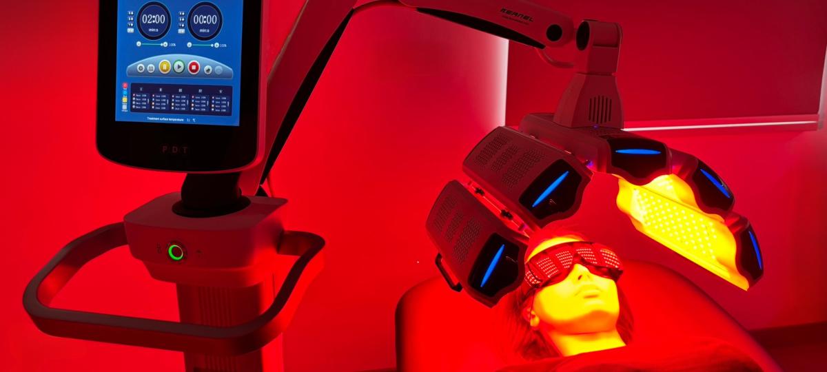 Czerwona lampa LED Płock